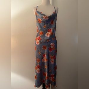 Bebe blue floral midi dress Sz S